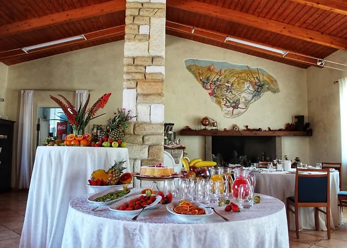 Il Borgo Degli Ulivi Hotell 3*